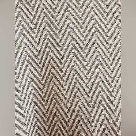 Vince Camuto Herringbone Cardigan Size L - Picture 6 of 6